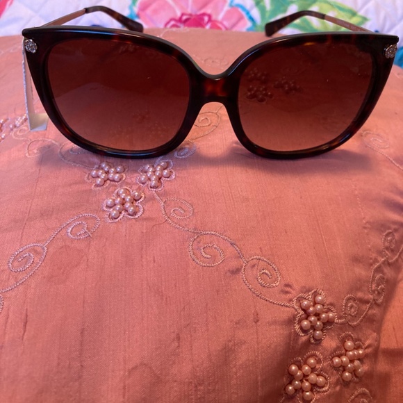 Brand new with tags coach sunglasses - Picture 3 of 3